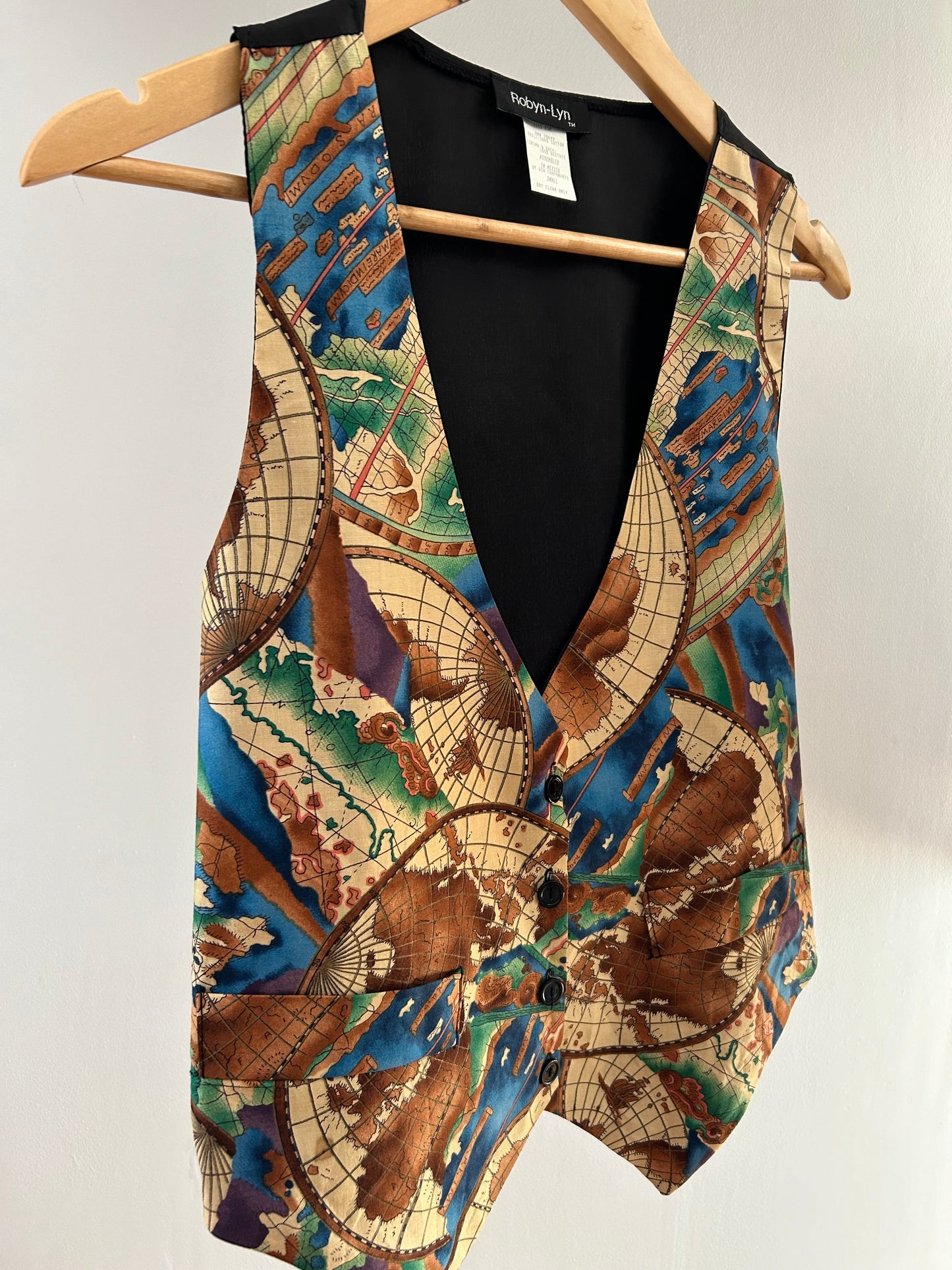 Vintage 1990s ROBYN-LYN UK Size 10 (USA Small) Fab Novelty Print Maps Print Vest Waistcoat