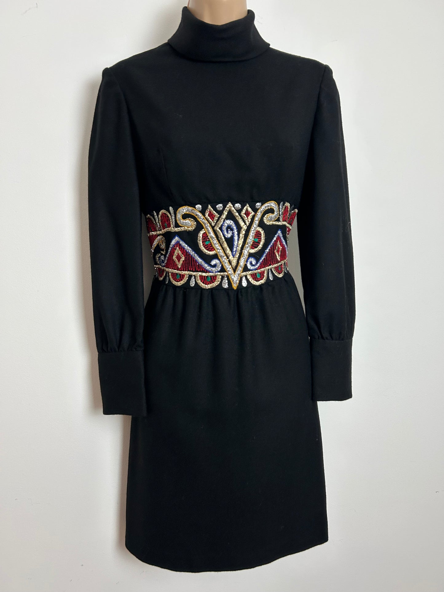 Vintage 1960s Size 8 Black Wool Mix Embroidered Waist Detail Long Sleeve Occasion Dress