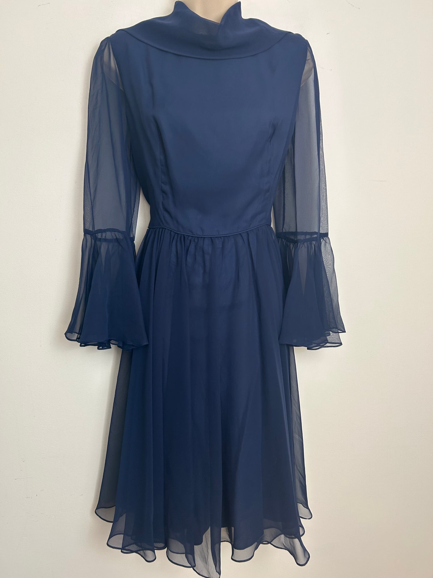 Vintage 1960s SUSAN SMALL Size 12 Navy Blue Chiffon Flare Cuff Gather Pleated Mid Length Dress