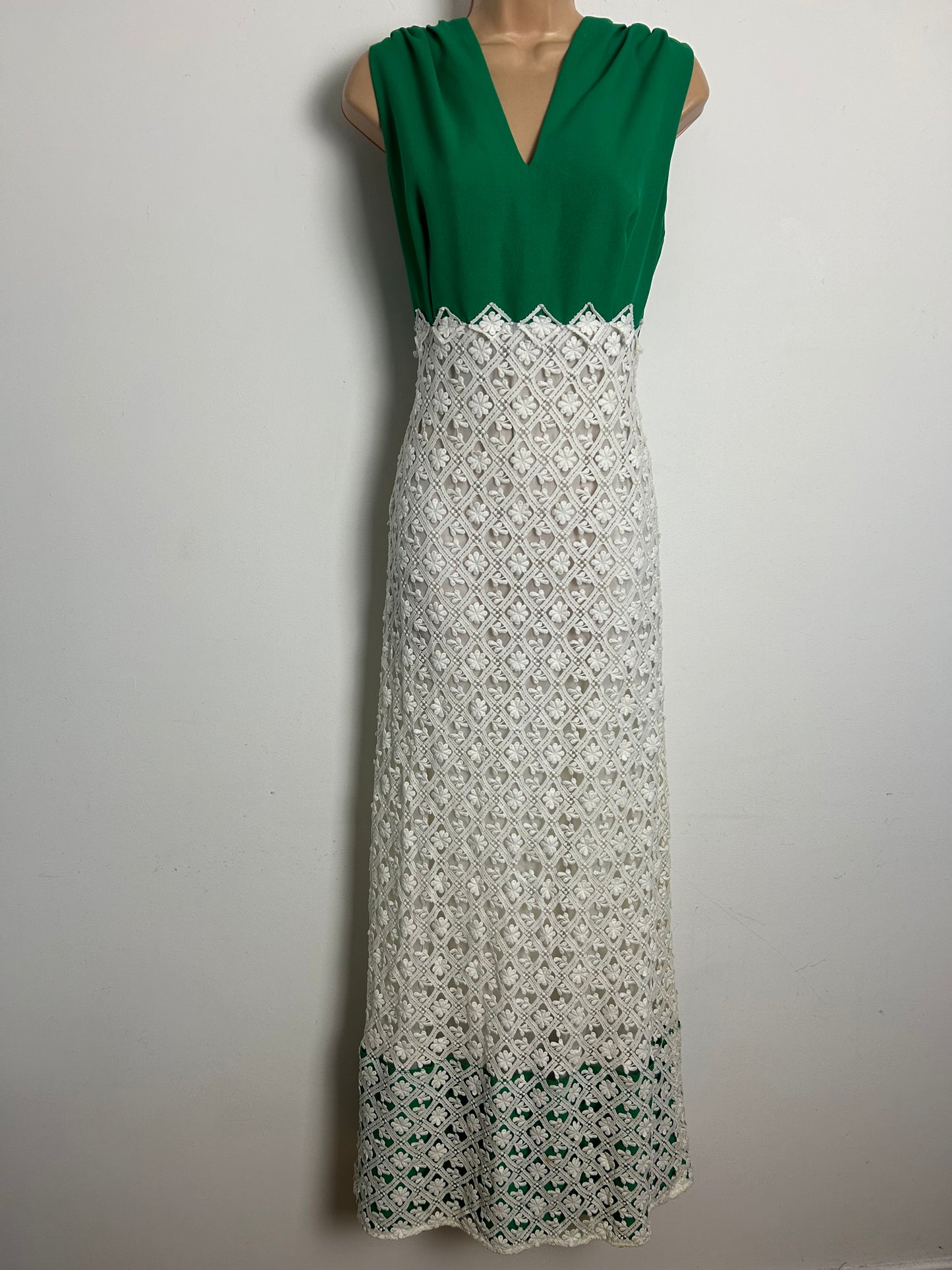 Vintage Late 1960s Size 14 Green & White Embroidered Lace Special Occasion Maxi Dress