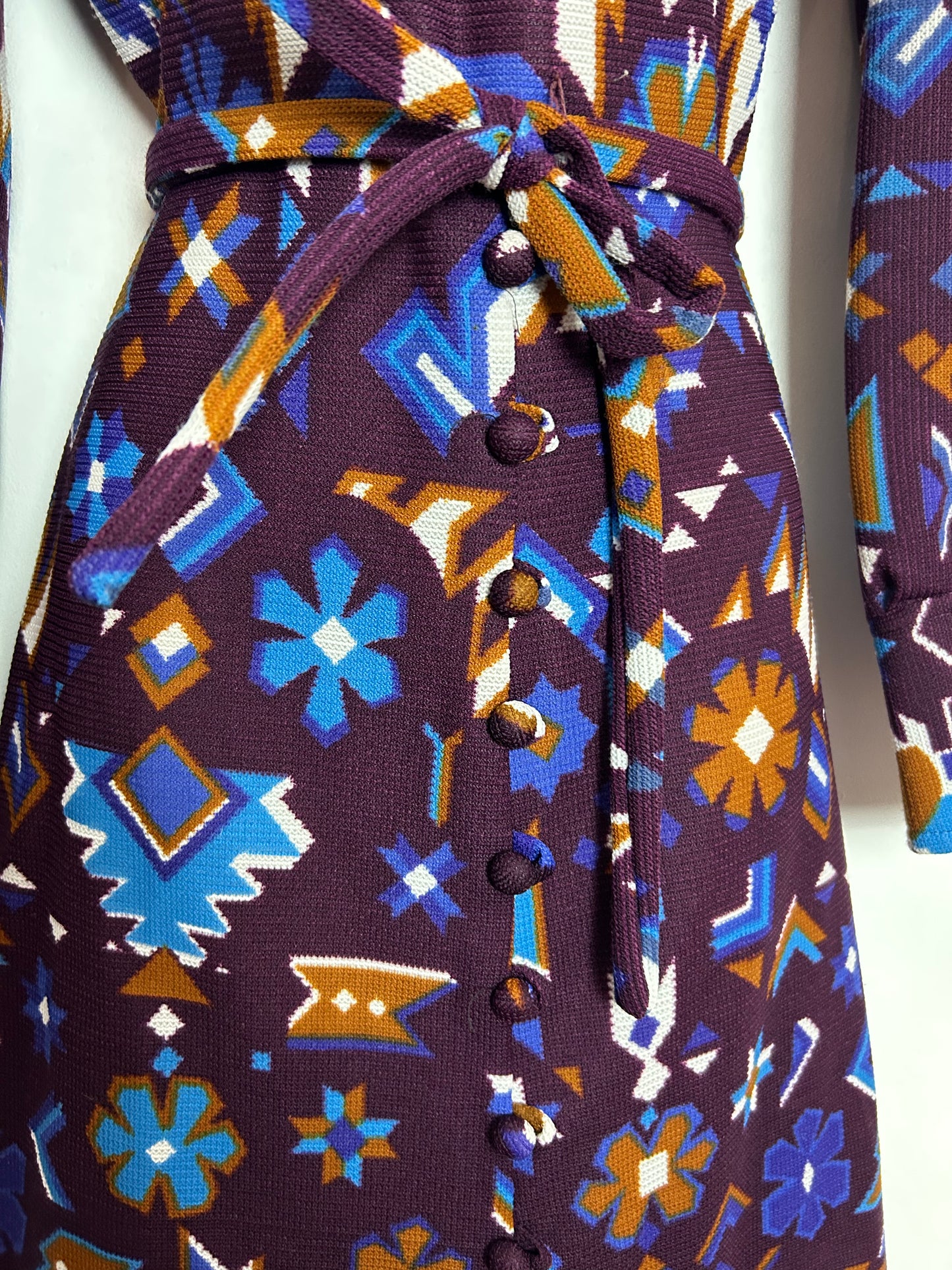 Vintage 1970s UK Size 8-10 STUNNING Plum Purple Blue Brown & White Abstract Print Belted Boho Maxi Dress