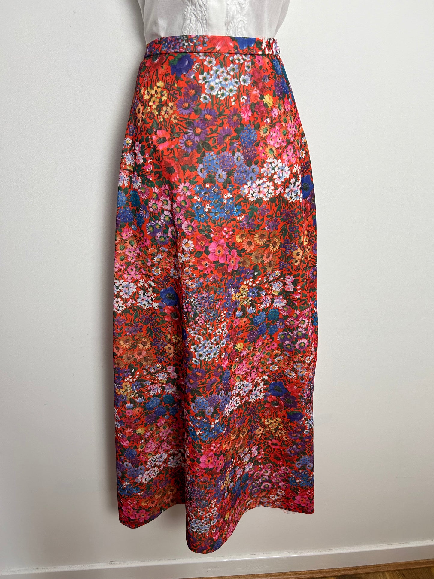 Vintage 1970s UK Size 8 Red Blue Purple & Pink Floral Print Boho Maxi Skirt