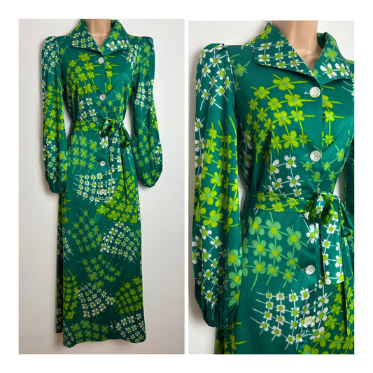 Vintage 1970s Size 8 Green & White Floral Print Long Sleeve Belted Maxi Dress