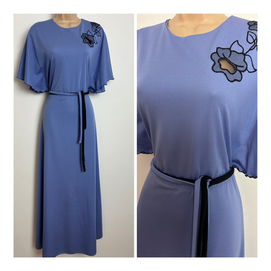 Vintage 1970s JANE DELFIN Size 8 Powder Blue Short Flutter Sleeve Belted Embroidered Flower Detail Maxi Dress