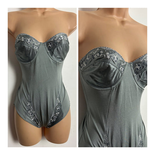 Vintage PLAYTEX Size 36C Strapless Grey Underwired Floral Embroidered Corselette Bodyshaper