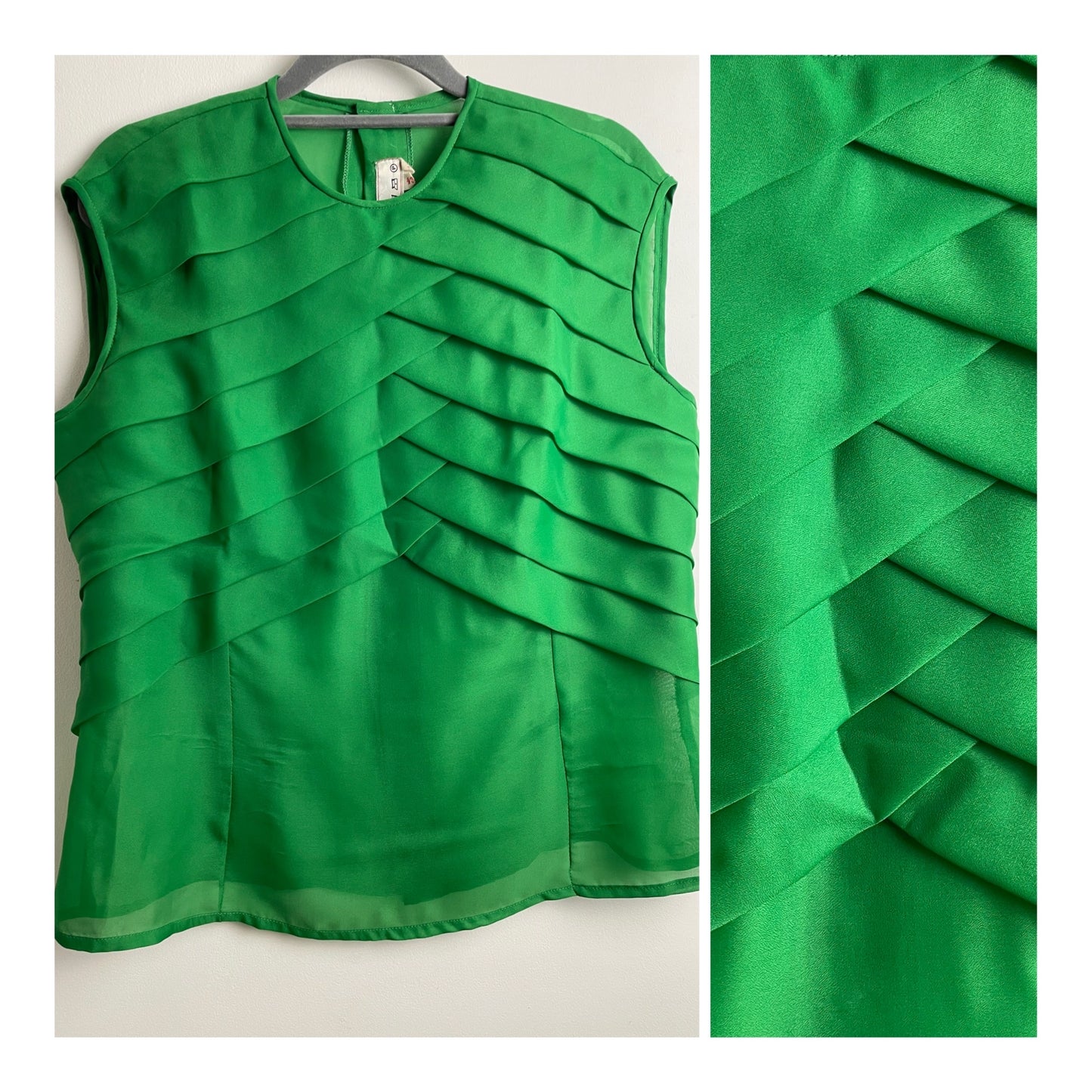 Vintage Early 1970s UK Size 14-16 Green Pleated Sleeveless Button Back Blouse