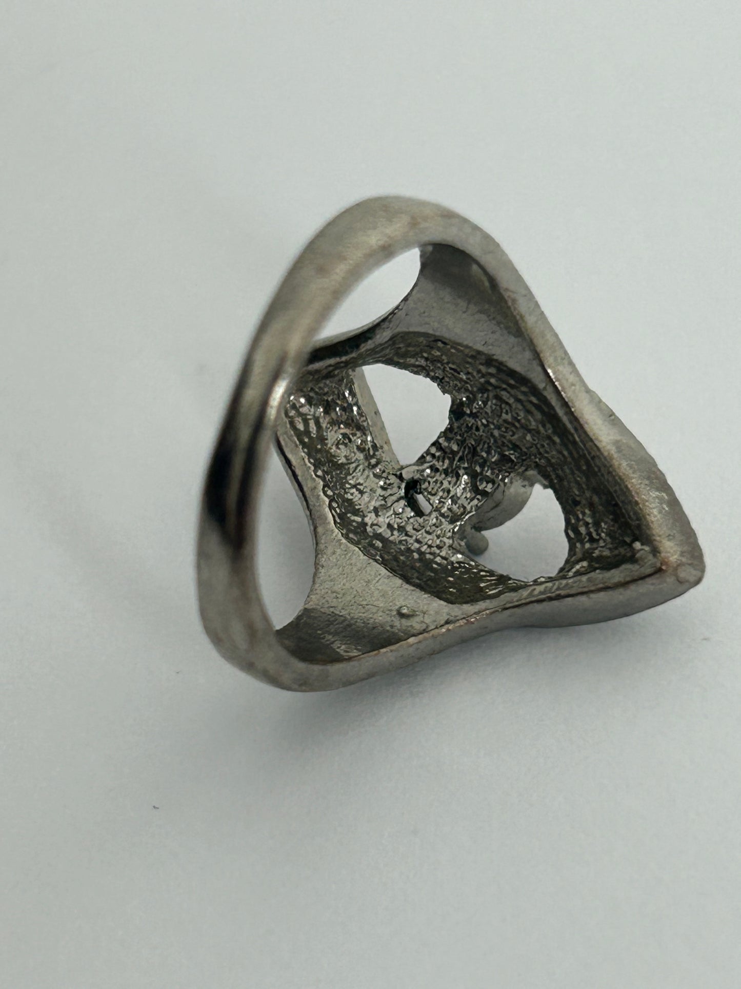 Vintage Beautiful Silver Tone Diamante Set Cocktail Ring Size P