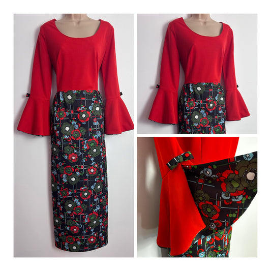 Vintage 1970s Size 12 Red Green Black & Blue Floral & Check Print Flared Cuff Maxi Dress