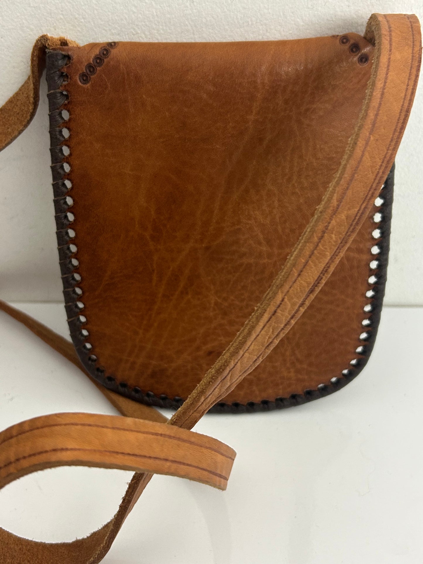 Vintage Small Tan Brown Tooled Leather Crossbody Mini Bag/Purse