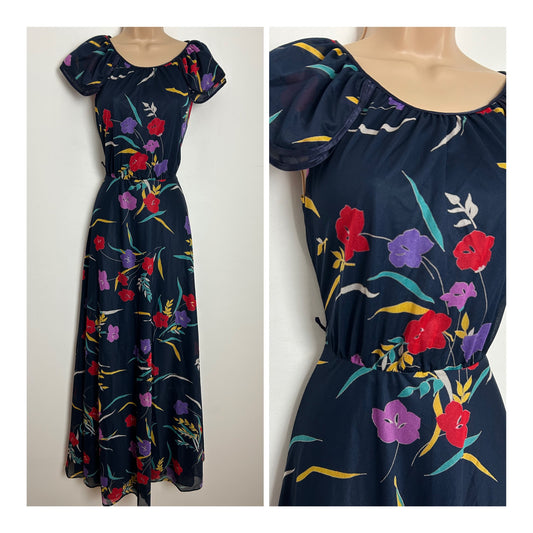 Vintage Late 1970s Size 8 Navy Blue Red Purple & Yellow Floral Print Cap Sleeve Maxi Dress