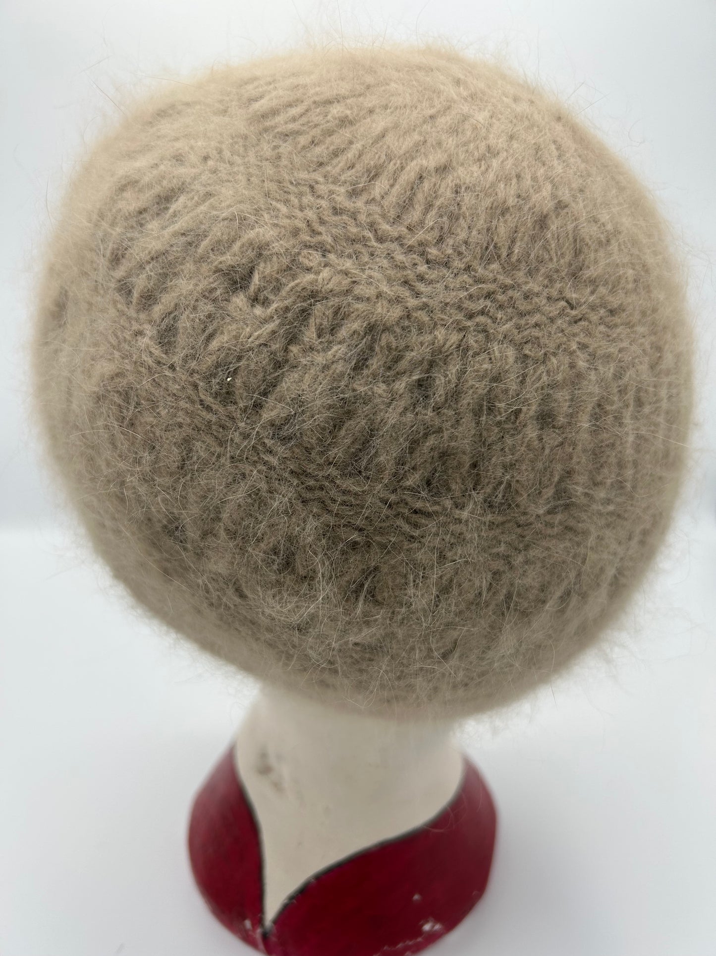 Vintage 1980s Sandy Beige Chunky Angora & Wool Mix Super Soft Beanie Style Winter Hat