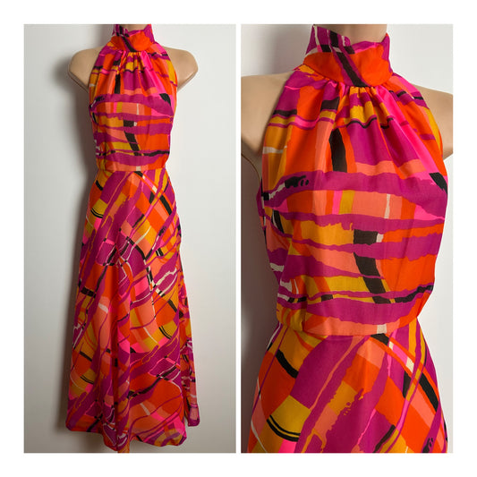 Vintage 1970s Size 6 Beautiful Pink & Orange Tones Abstract Check Print Sleeveless Occasion Maxi Dress