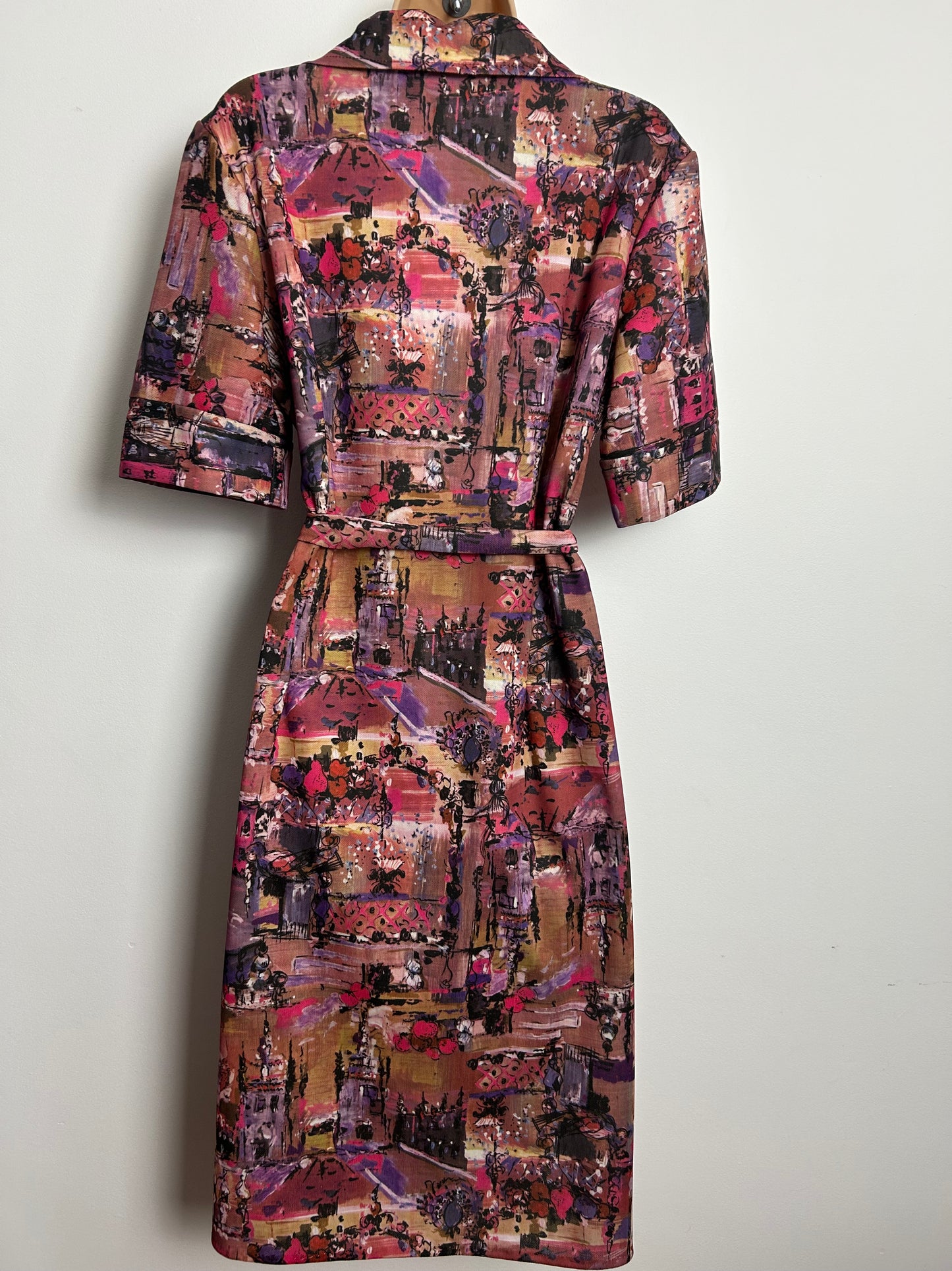 Vintage 1970s Size 14-16 Beige Purple & Pink Warm Tones Abstract Belted Day Dress
