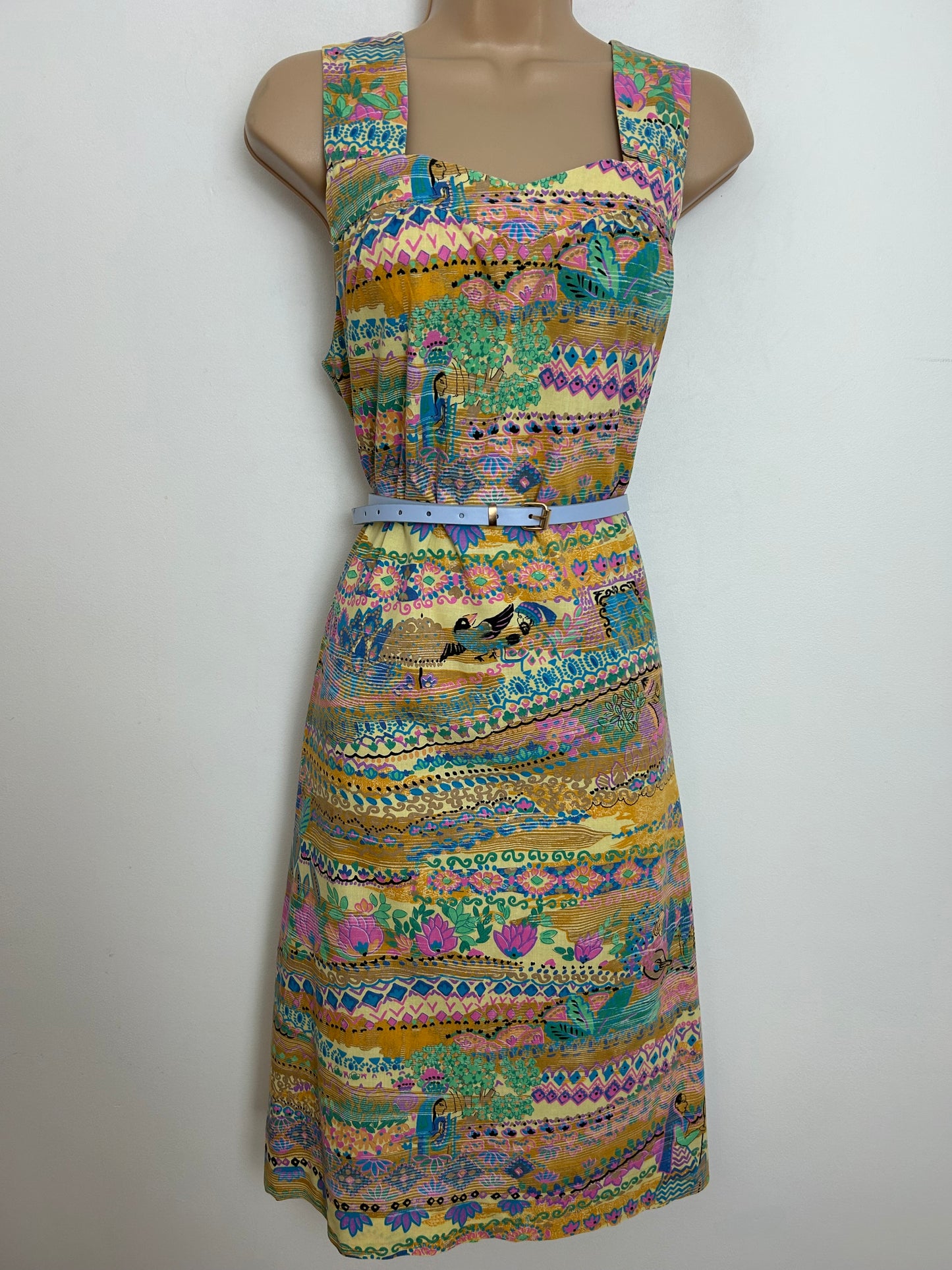 Vintage Late 1970s/Early 80s DURA Size 12 Beige Blue Pink Green & Orange Novelty Print Secret Garden Print Cotton Dress