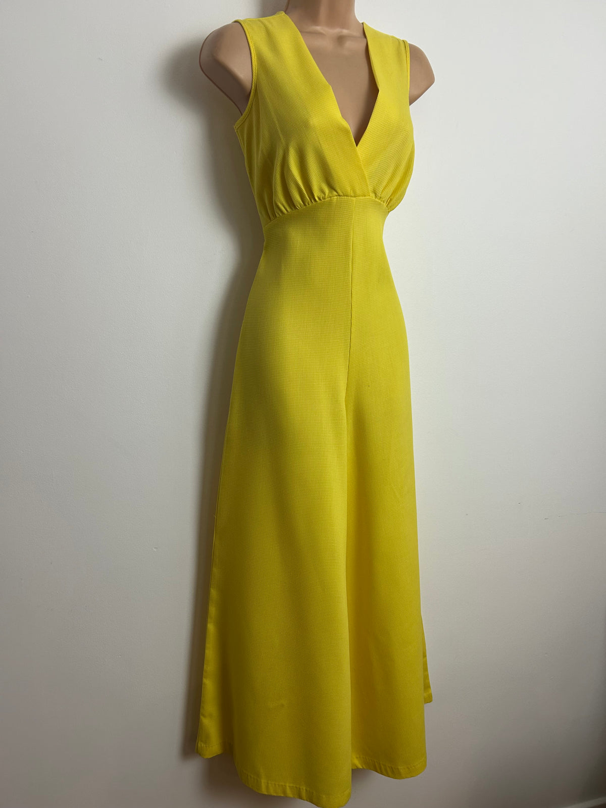 Vintage 1970s SEARS "AT HOME WEAR" Size 8 Yellow Wide Leg Palazzo Jumpsuit With Matching Crop Stye Tie Front Cover Up
