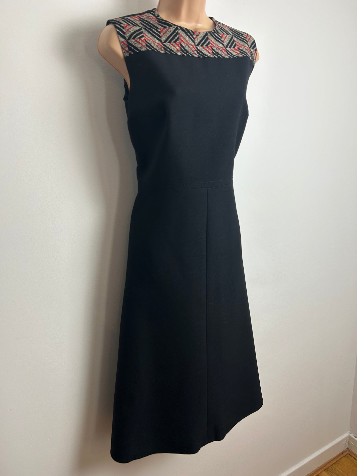 Vintage 1960s Size 10-12 Black Stripe & Check Print Detail Sleeveless Wool Mix Mod Dress