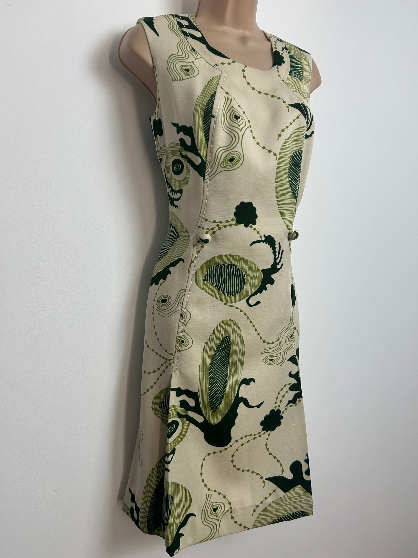 Vintage 1960s Size 12 Cream & Green Abstract Print Sleeveless Mod Shift Dress