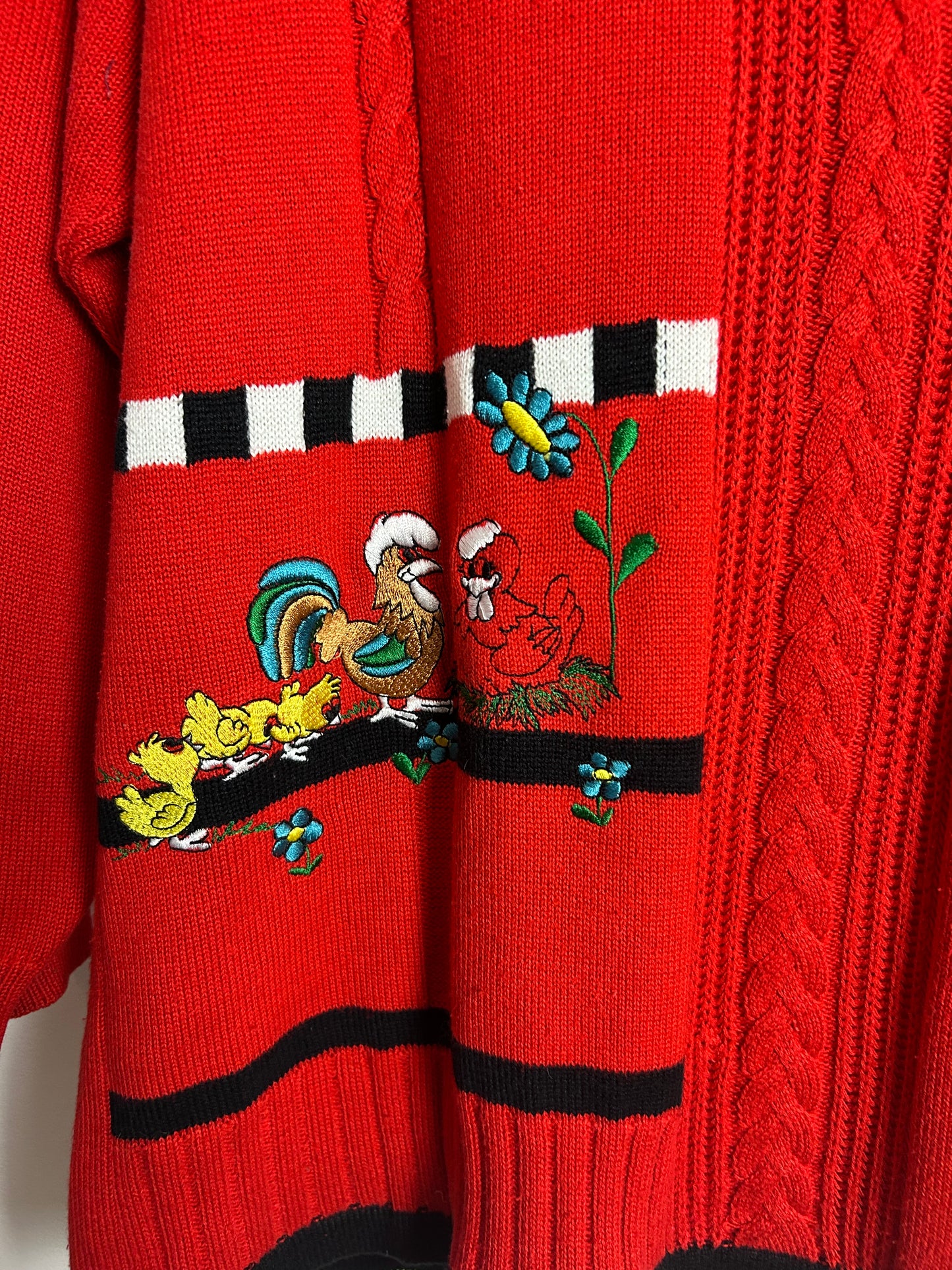 Vintage 1980s AMBROSIUS HEIM Up To Size 16 Red Cotton Mix Embroidered Chicken & Rooster Pattern Jumper