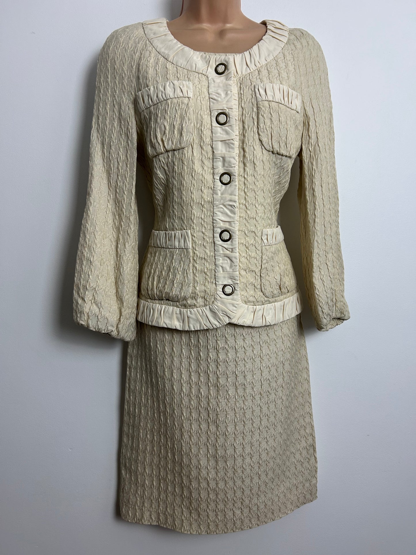 Vintage 1990s MOSCHINO CHEAP & CHIC Size 10 Cream Crinkle 60s Style Dress & Jacket Suit