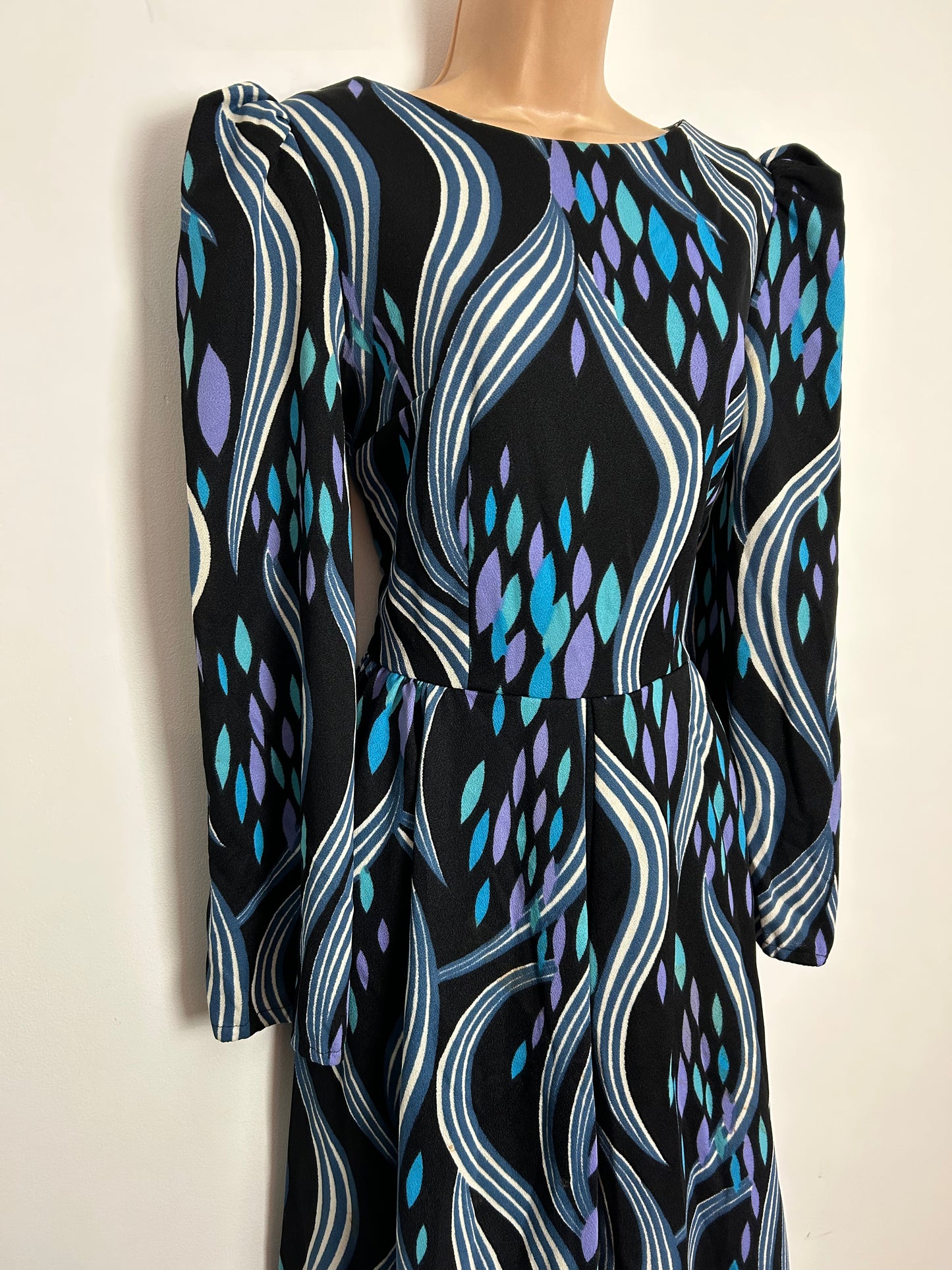 Vintage 1970s HEATHKNIT UK Size 10 Black Blue Purple & Turquoise Wavy Stripe & Petal Print Long Sleeve Boho Crimplene Maxi Dress