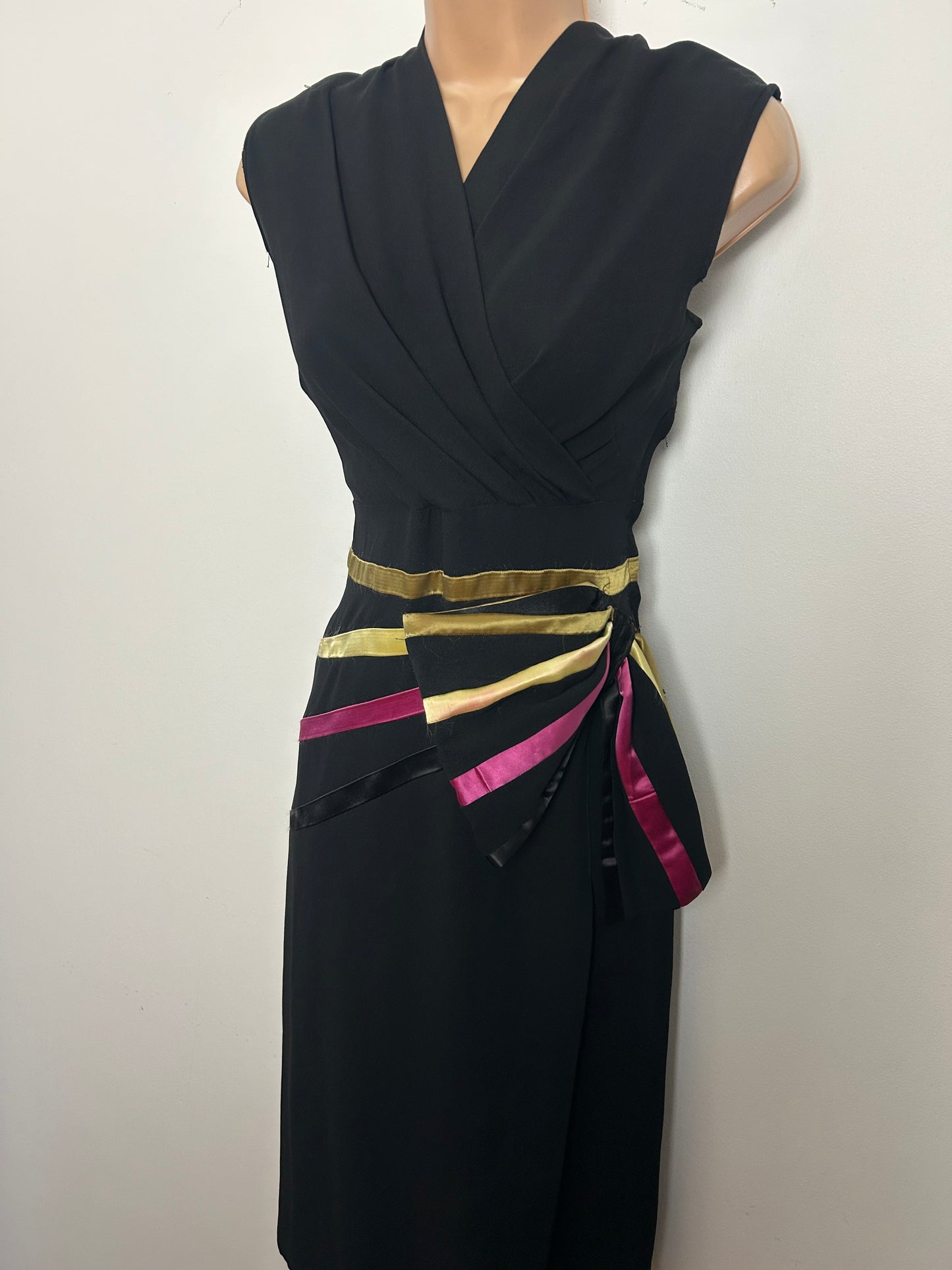 Vintage Late 1940s RARE ARTHUR BANKS Size 8-10 Black Rayon Satin Stripe Bow Detail Wiggle Party Dress