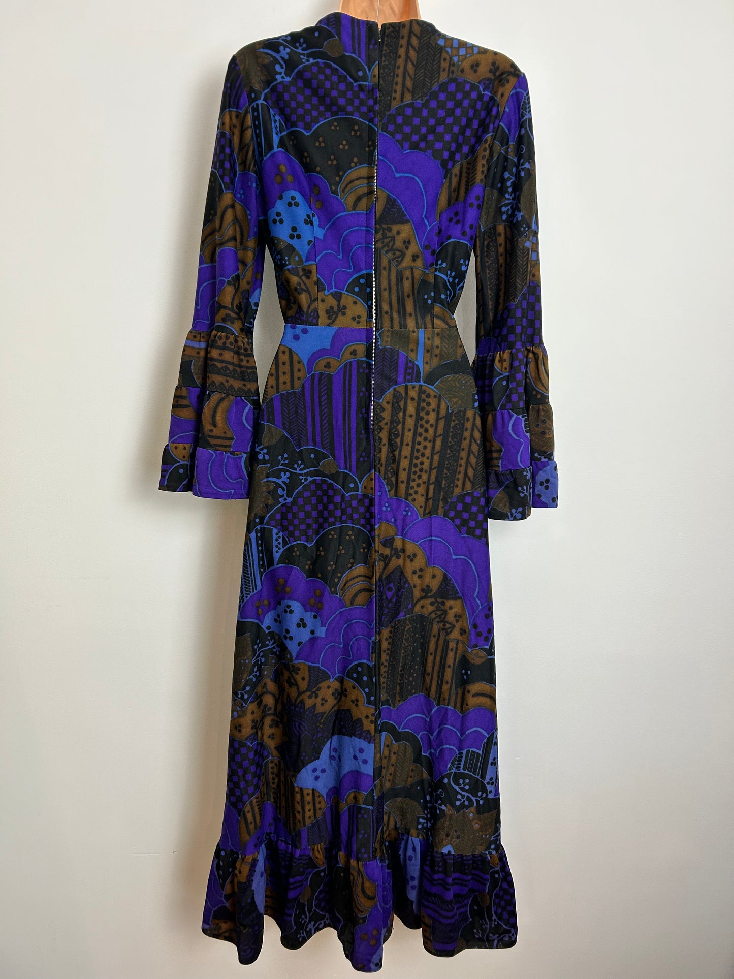 Vintage 1970s SHUBETTE UK 8-10 Purple Blue Brown & Black Abstract Print Long Sleeve Flared Cuff Boho Maxi Dress