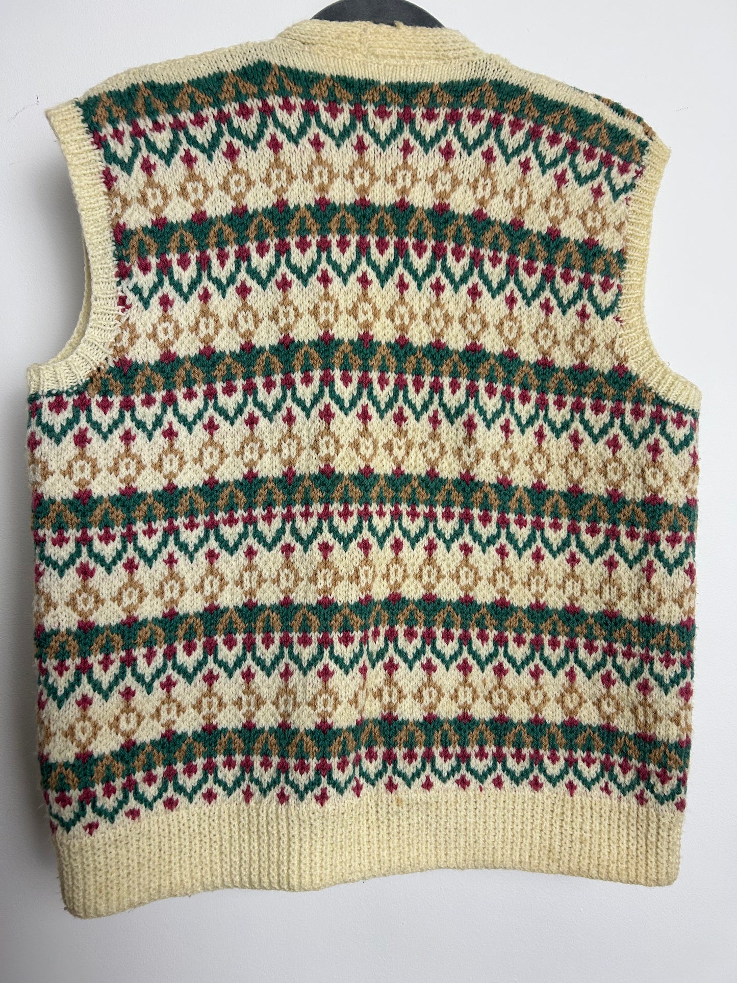 Vintage 1970s Size 12-14 Cream Red Green & Beige Knitted Sleeveless Sweater Vest Waistcoat Cardigan