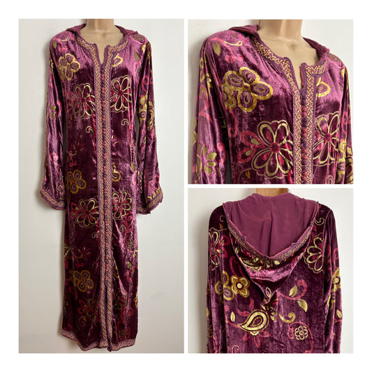 Vintage Up To Size 16 Dark Pink Floral Print Velour Braid Trim Hooded Long Sleeve Kaftan Maxi Dress