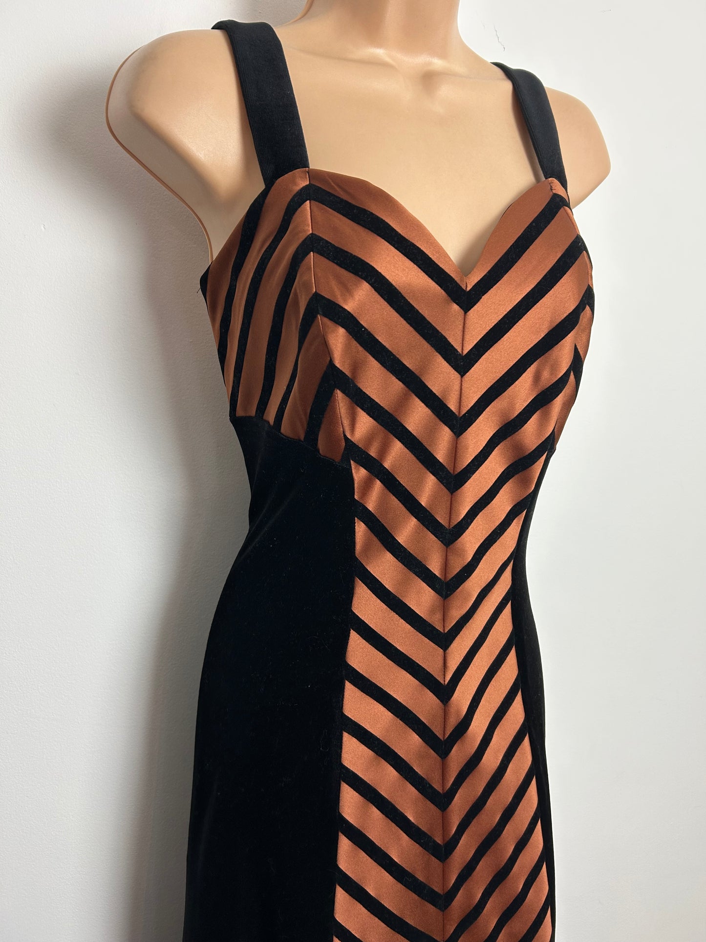 Vintage Early 1980s VERA MONT FRANCE Size 10 Black Velvet & Bronze Satin Stripe Panel Occasion Evening Maxi Dress