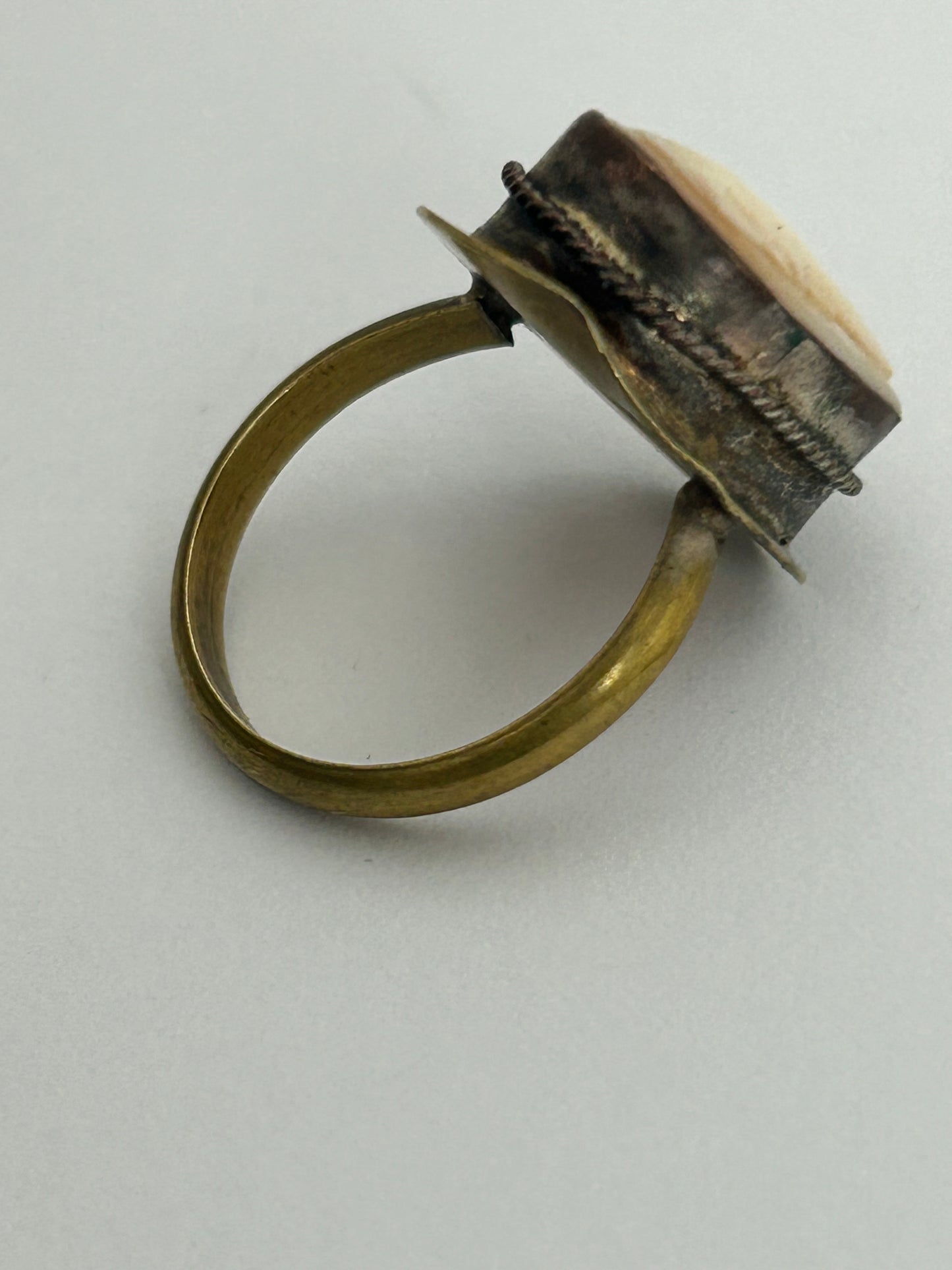 Antique Victorian Pinchbeck Real Shell Cameo Ring Size O