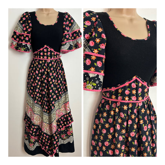 Vintage 1970s CLOCKHOUSE Size 6-8 Black Pink & Orange Floral Cotton Prairie Boho Midi Dress