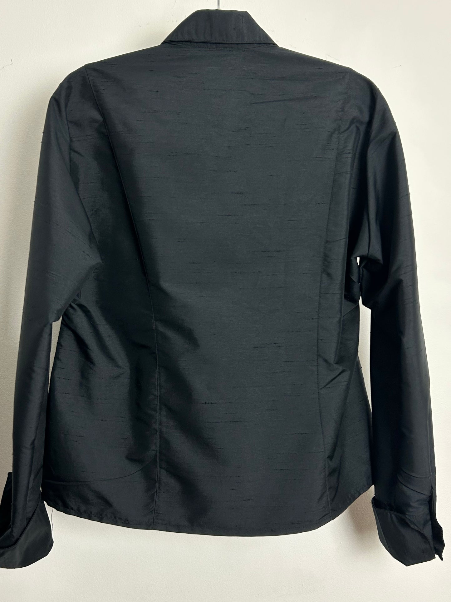 Vintage 1970s Size 18 Black Dagger Collar Long Sleeve Shirt