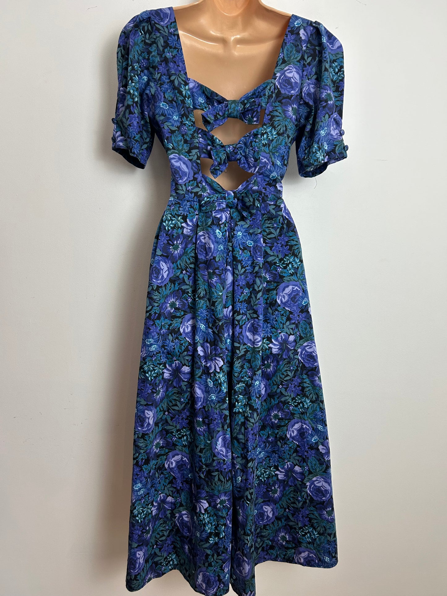 Vintage 1980s LAURA ASHLEY Size 10 Black Blue & Green Print Open Bow Back Dress
