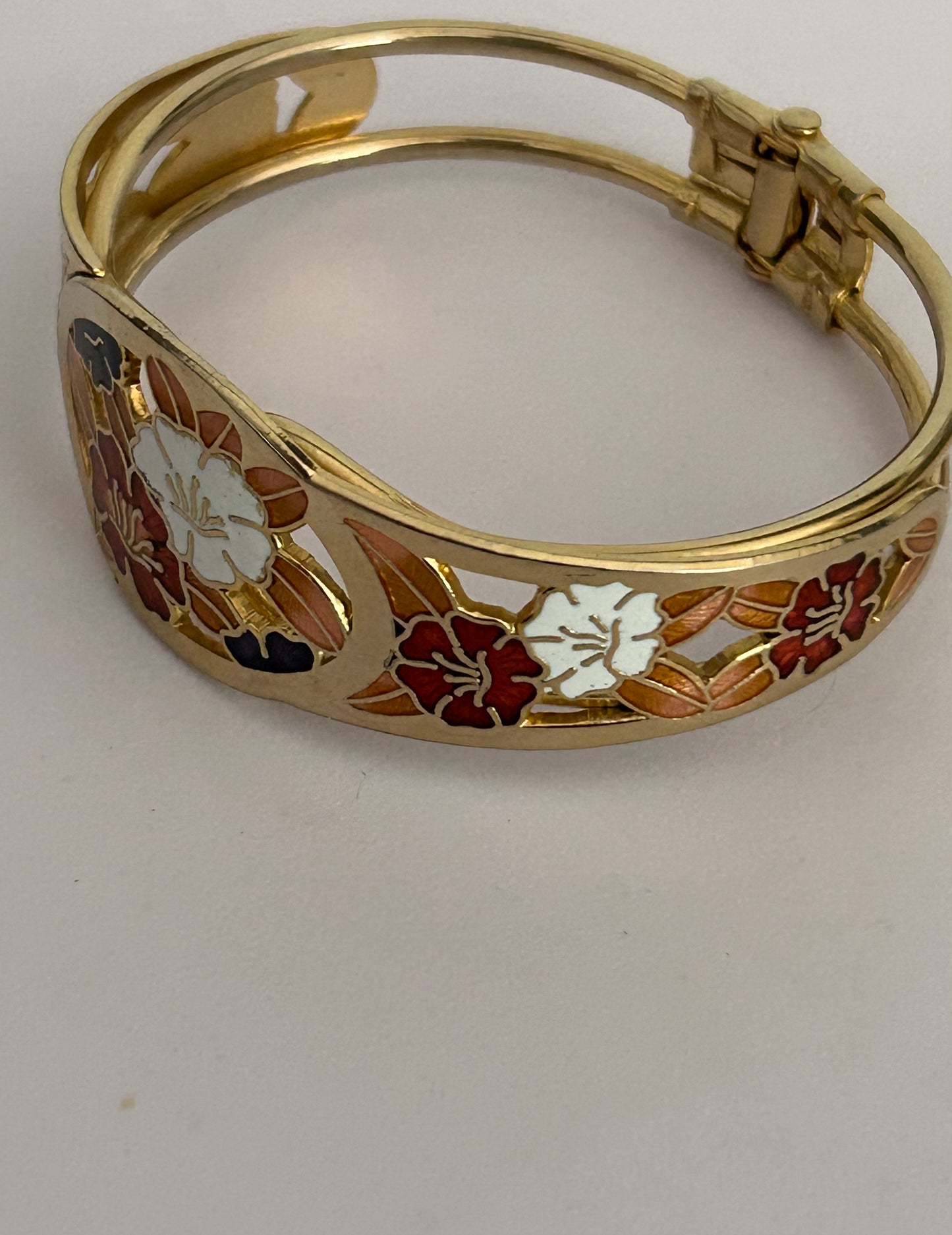 Vintage Gold Tone & Cloisonne Enamel Flower Pattern Cut Out Detail Hinged Cuff Bangle Bracelet