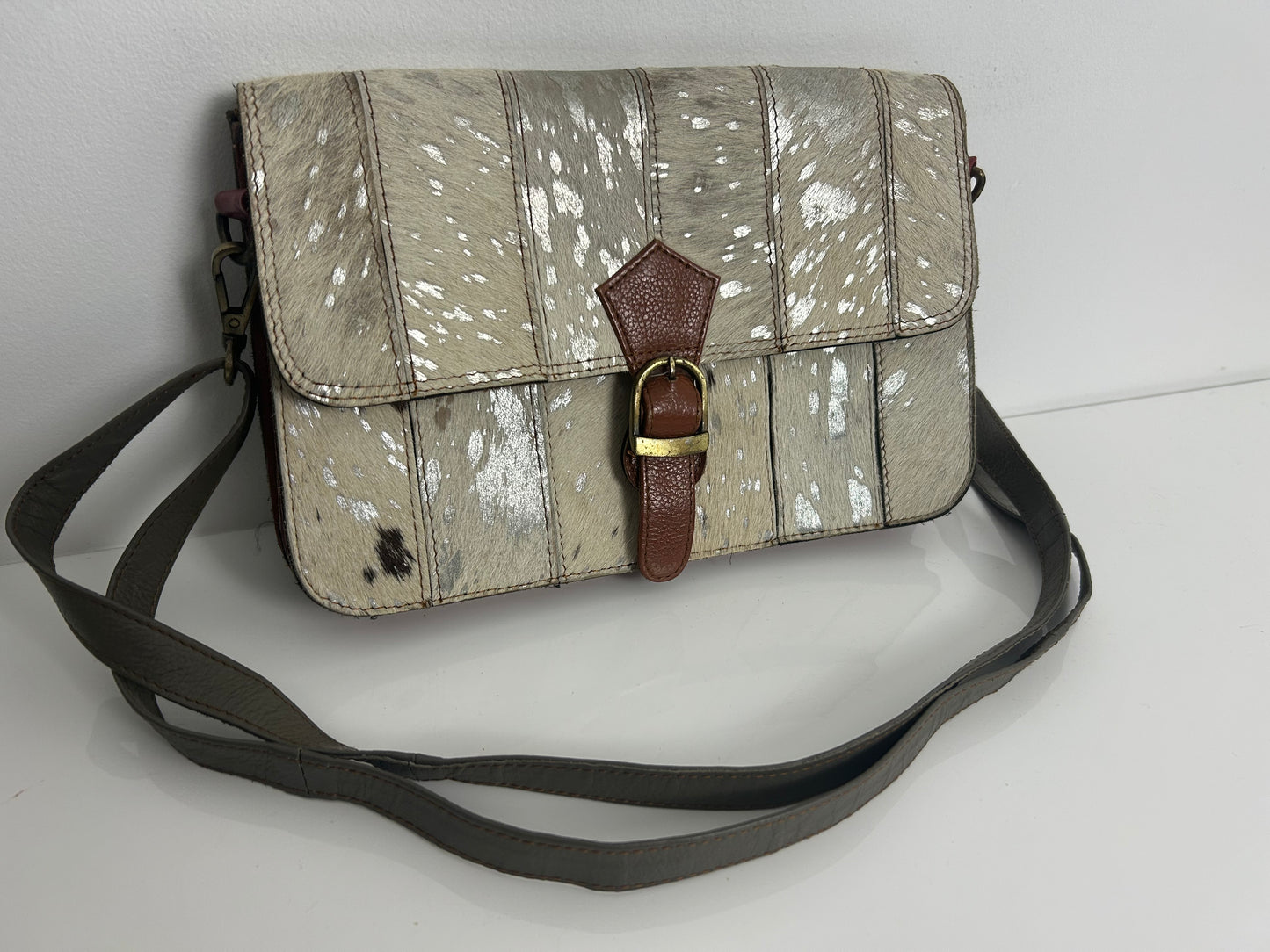 Vintage Early 1980s Grey & Tan Hide On Leather Shoulder Bag