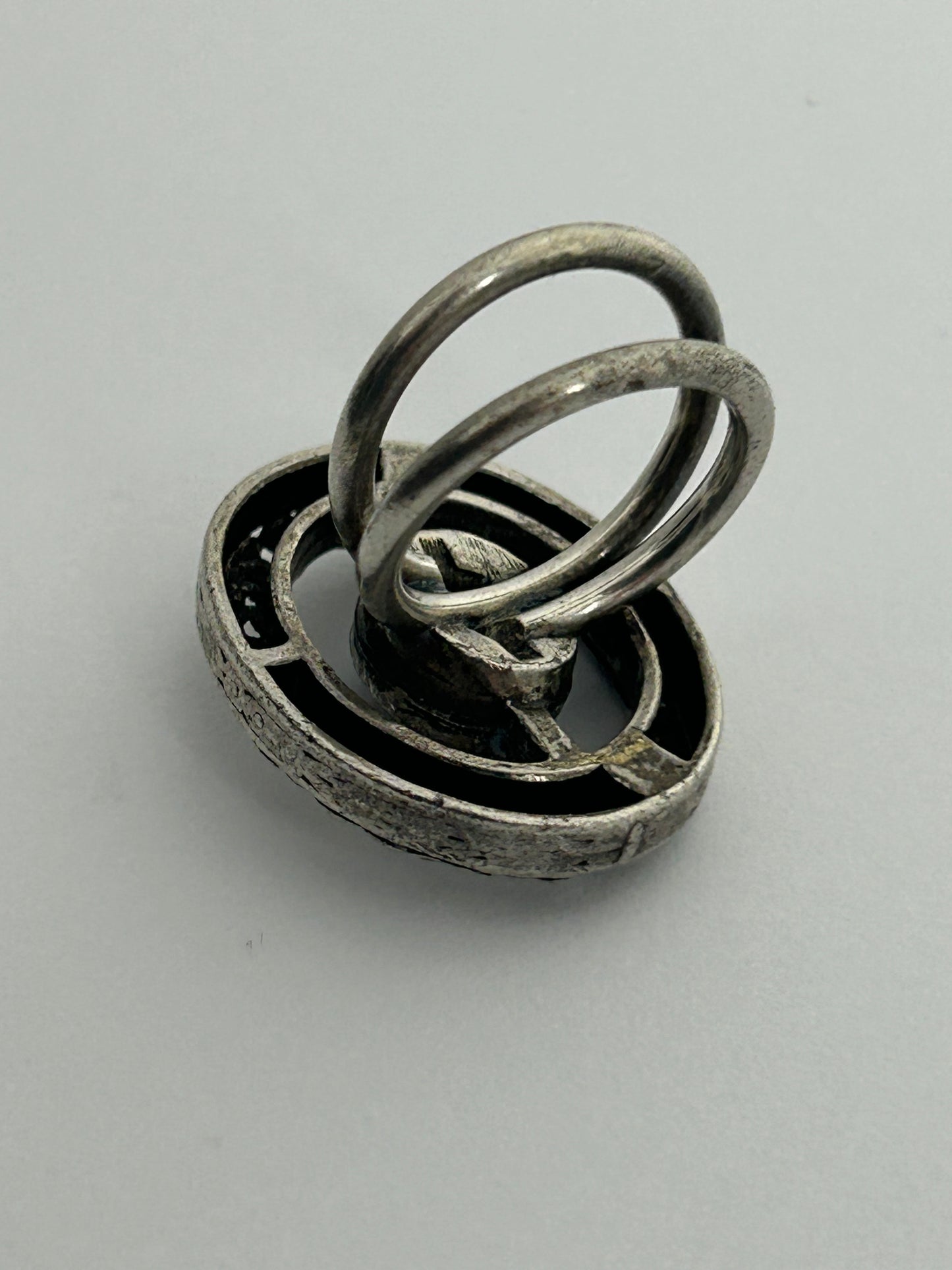 Vintage Silver Tone Base Metal & Lilac Stone Set Scottish Celtic Style Ring Size L