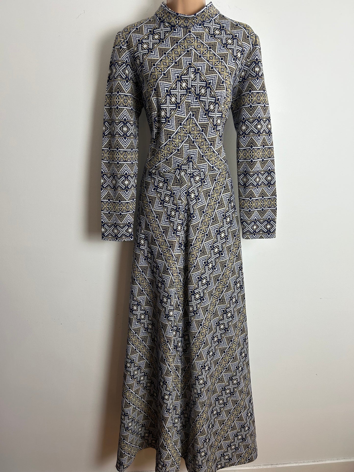 Vintage 1970s Size 12-14 Blue White Gold Lurex Abstract Print Long Sleeve Evening Maxi Dress