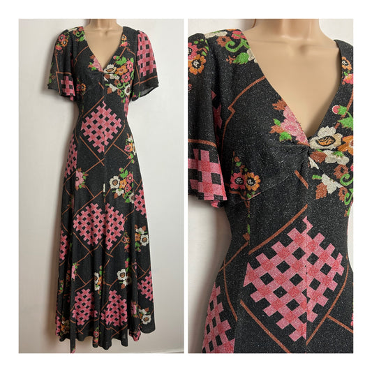 Vintage 1970s UK Size 8 Black Pink & Silver Lurex Floral & Trellis Print Short Sleeve Boho Maxi Dress