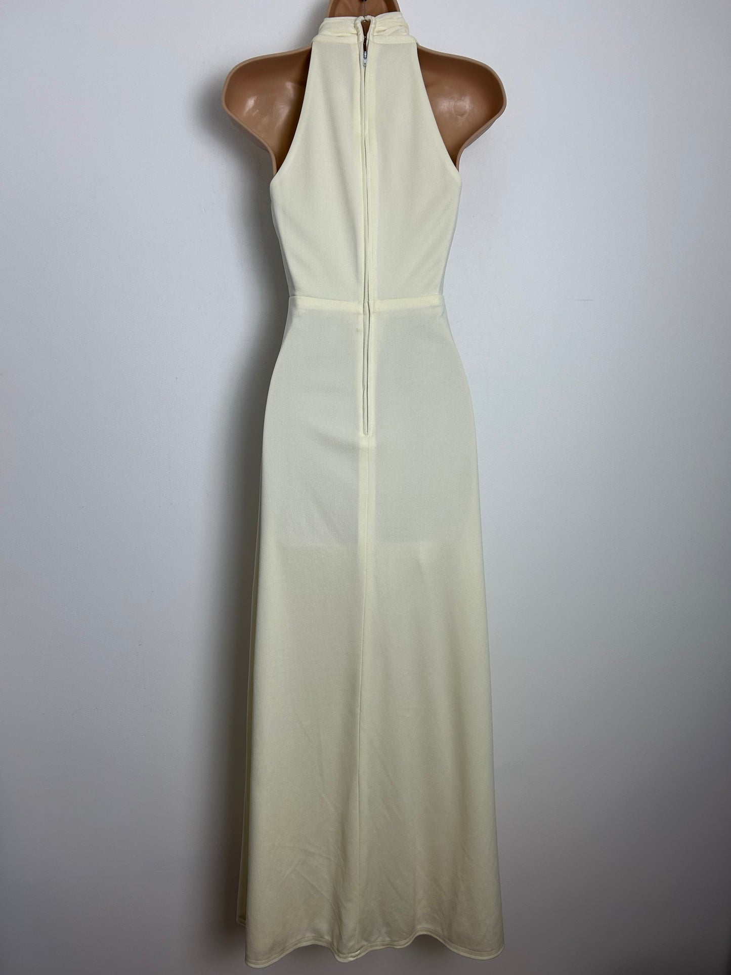 Vintage 1970s Size 6 Beautiful Cream Diamond Stitch Detail Halterneck Empire Line Summer Occasion Maxi Dress