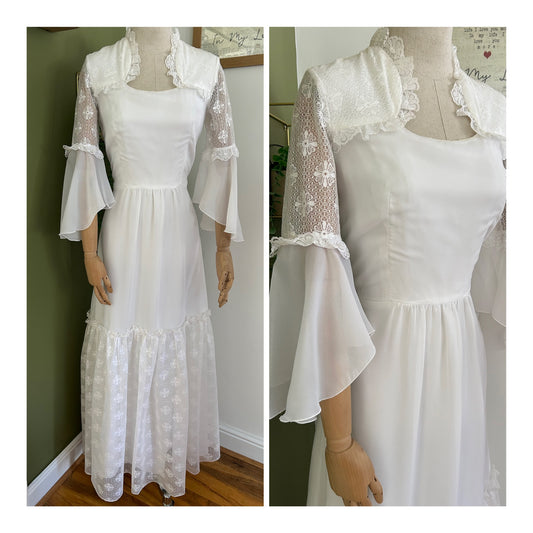 Vintage 1970s Size 8 White Chiffon & Lace Trumpet Sleeve Prairie Boho Wedding Dress