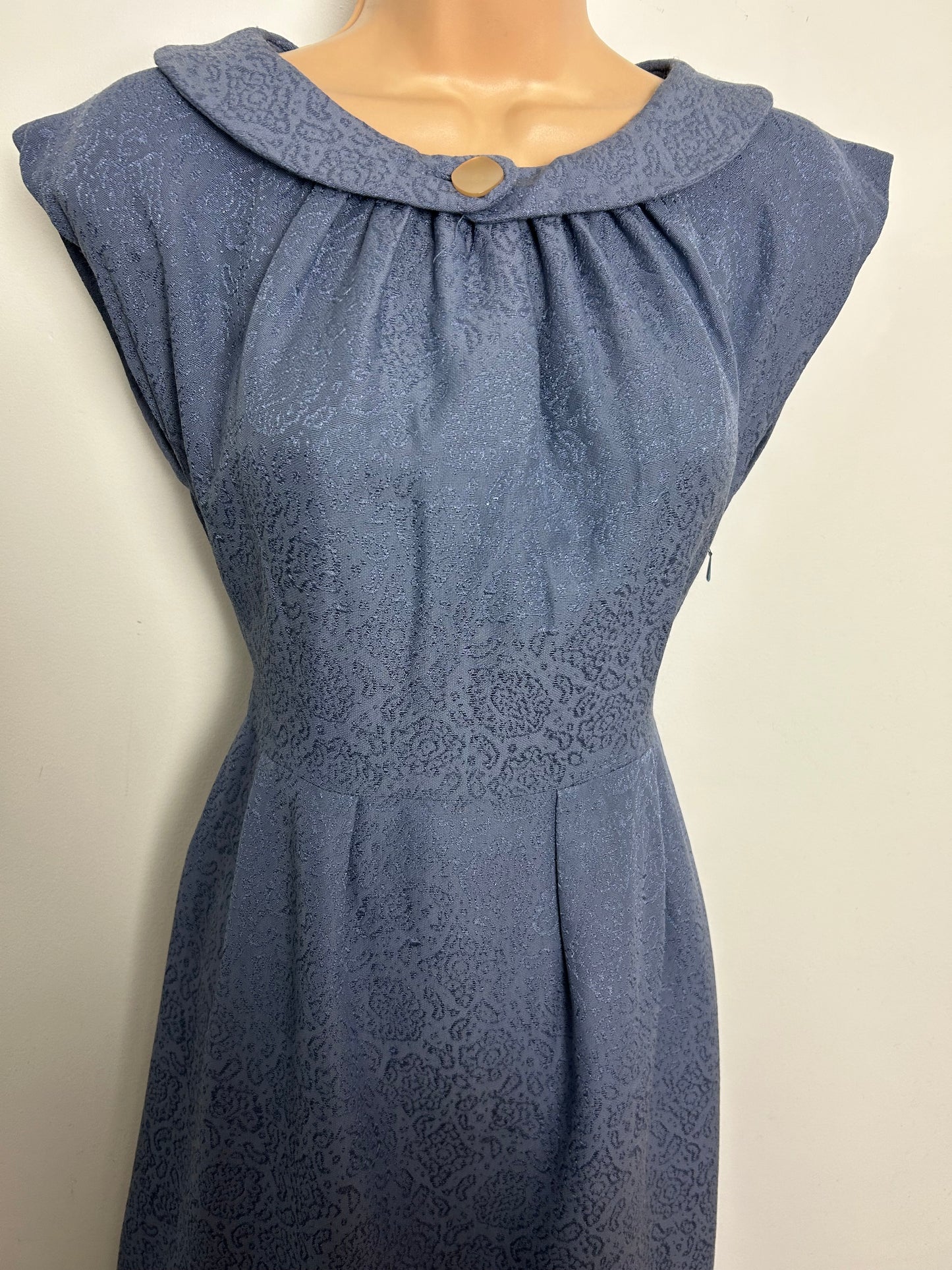 Vintage 1950s Size 8 Dusky Blue Jacquard Wiggle Dress