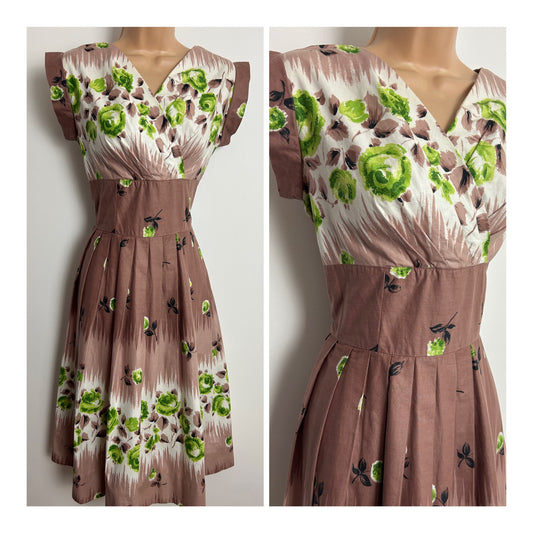 Vintage 1950s Size 10 Mocha Brown White & Green Floral Print Cotton Pleated Day Dress