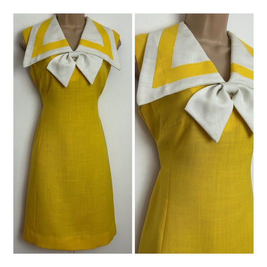 Vintage 1960s WILSHIRE OF BOSTON Size 8-10 Yellow & White Wide Collared Bow Detail Mod Summer Shift Dress