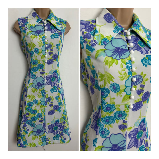 Vintage 1960s Size 8-10 White Blue Mauve & Green Floral Print Beagle Collar Mod Shift Dress
