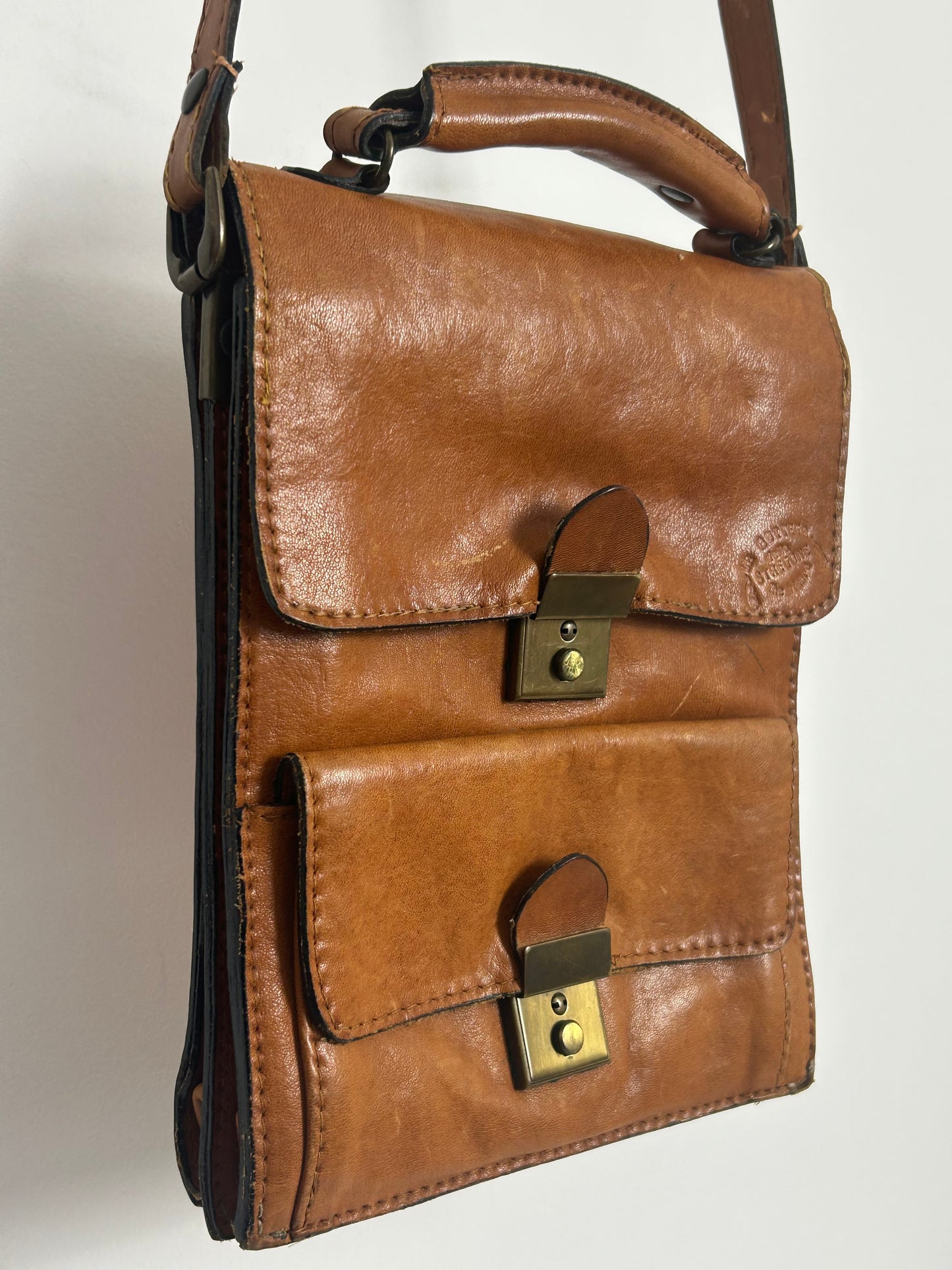 Vintage 1970s Italian "THE WIZARD" Tan Brown Leather Satchel Style Handbag/Shoulder Bag