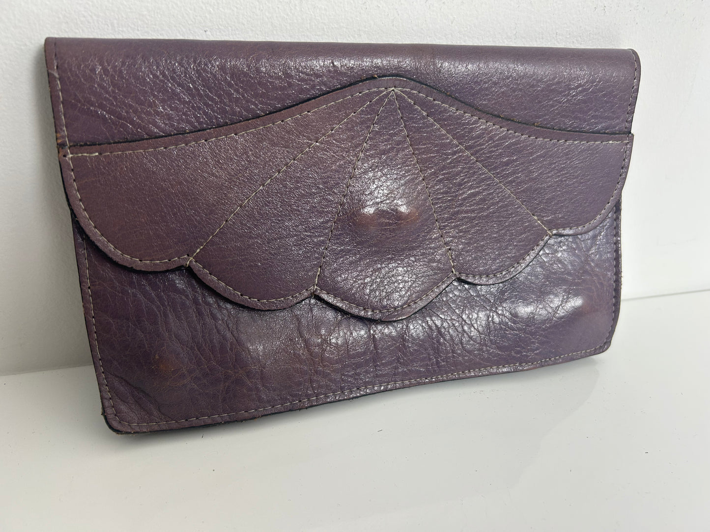 Vintage 1980s Lavender Purple Real Leather Scallop Detail Envelope Clutch Bag