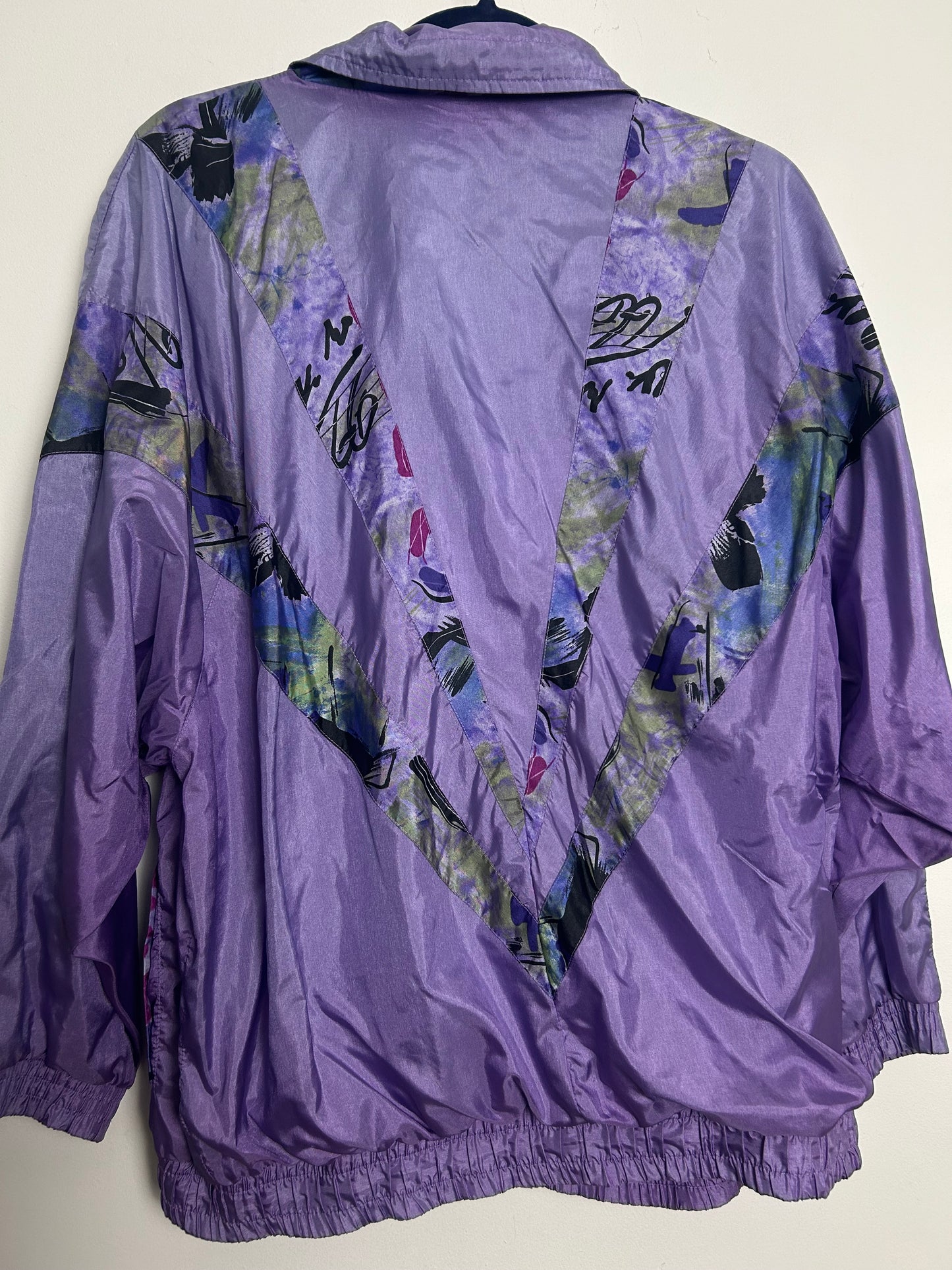 Vintage 1980s Up To Size 16 Lilac Patterned Shell Suit Jacket/Windbreaker