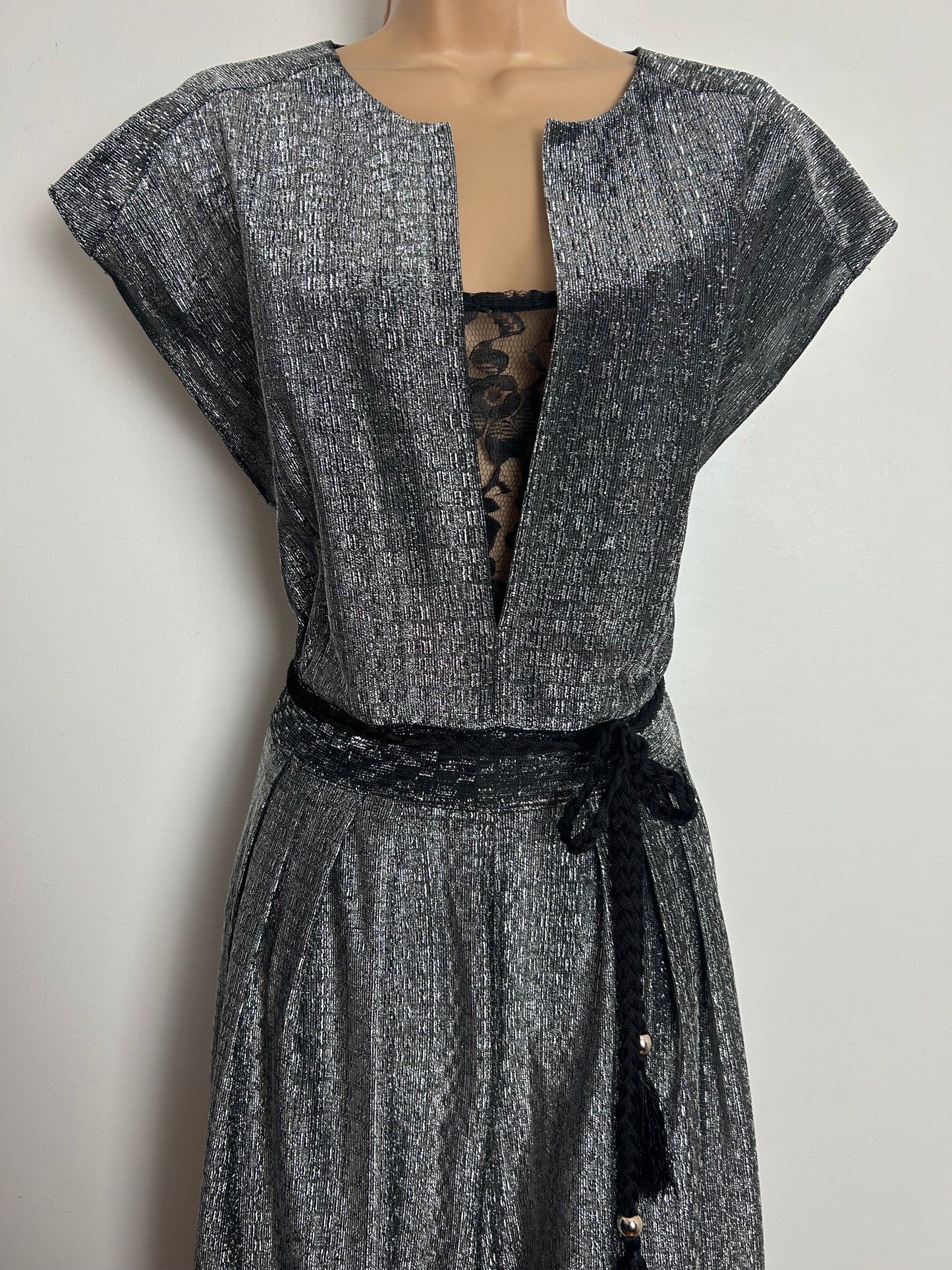 Vintage 1980s Size 14 Silver Metallic Silver Lurex Lace Panel Belted Xmas Party Evening Disco Jumpsuit