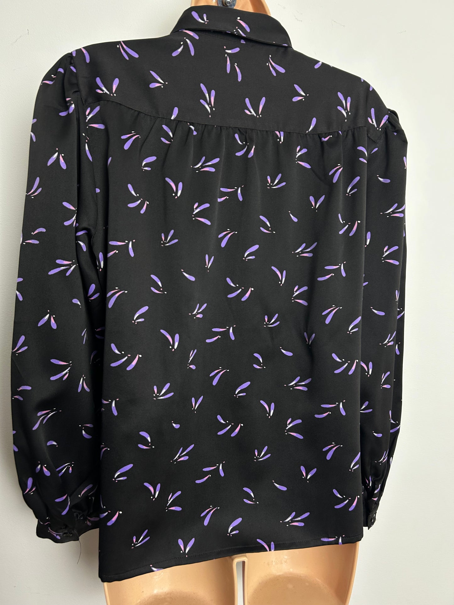 Vintage Early 1980s Size 16-18 Black Lilac & Pink Petal Print Long Sleeve Shirt
