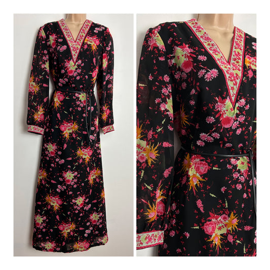 Vintage 1970s DENISE UK Size 12 Black Pink & Orange Floral Print Long Sleeve Belted Maxi Dress